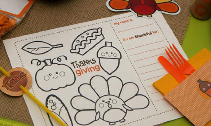 Get a FREE Thanksgiving Decoration Kit from The Paper Glitter Company!