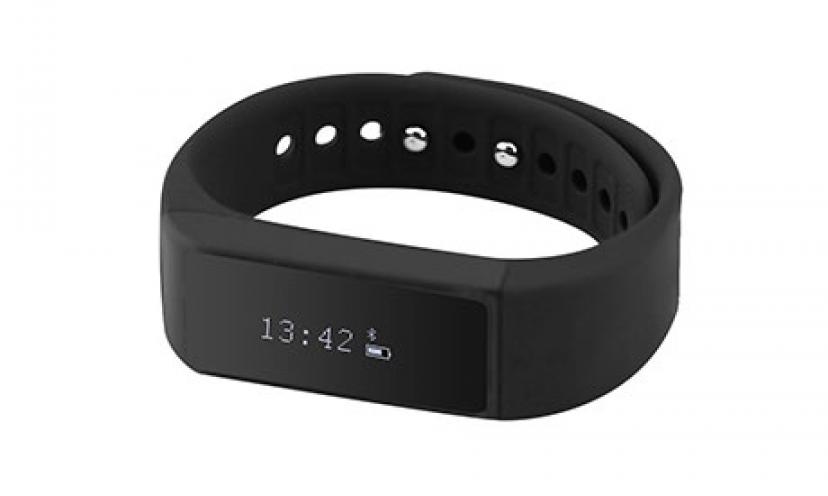 Enjoy 61% Off a DIZA Smart Wristband Fitness Tracker!