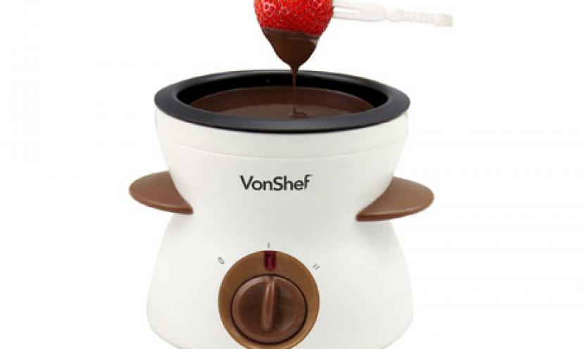 Save 58% off the VonShef Electric Chocolate Fondue Melting Pot!