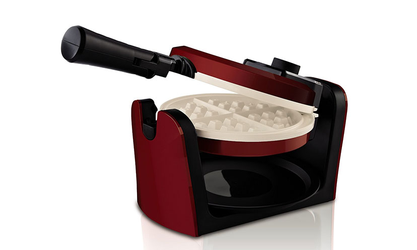 Save 28% off on an Oster Waffle Maker!