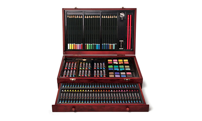 Save 31% on this 142-Piece Wooden Art Set!