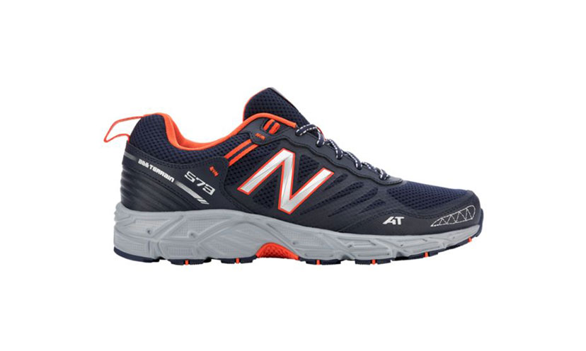 Save 47% on a Pair of Men’s New Balance Shoes!