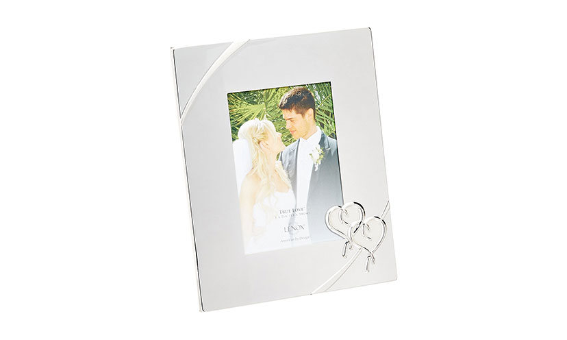 Save 48% on a Lenox True Love 5×7 Picture Frame!