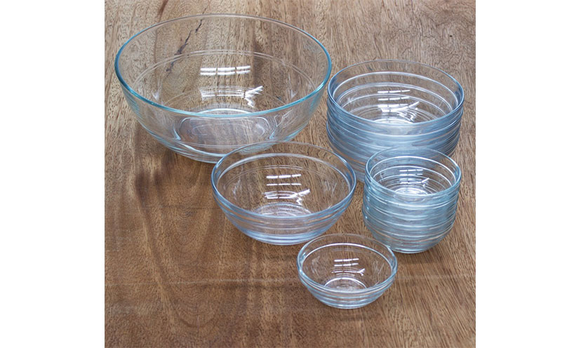 Save 58% on a 12-Piece Premium Glass Mixing Bowl Set!