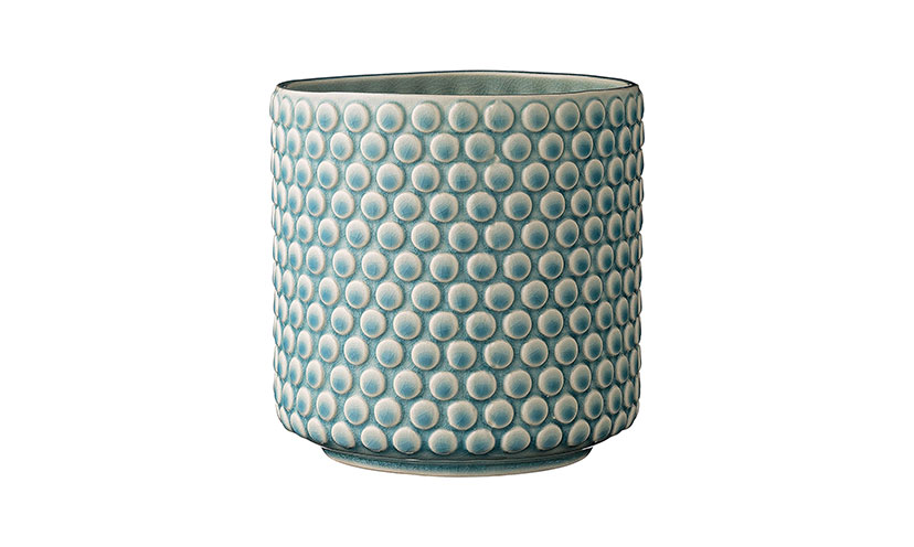 Save 17% on a Scalloped Round Ceramic Flower Pot!