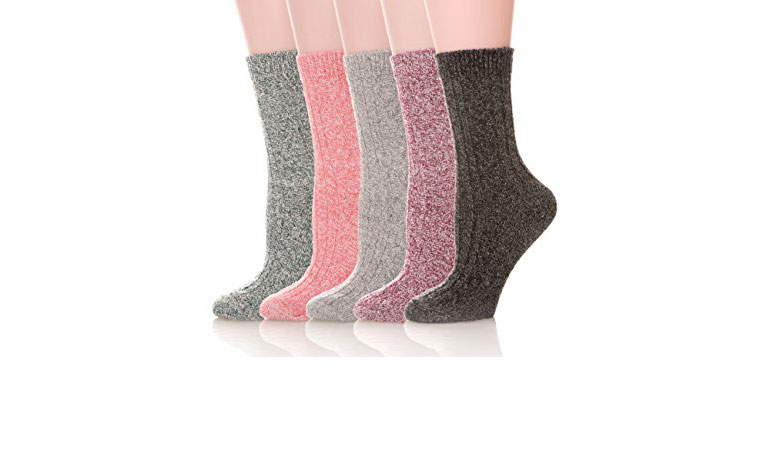 Save 59% on 5 Pairs of Wool Knit Socks!