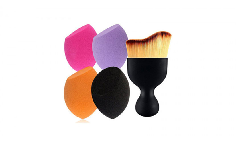 Save 84% on Makeup Sponges and a Contour Brush!