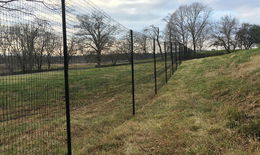 Get a FREE Deer Fence Sample!