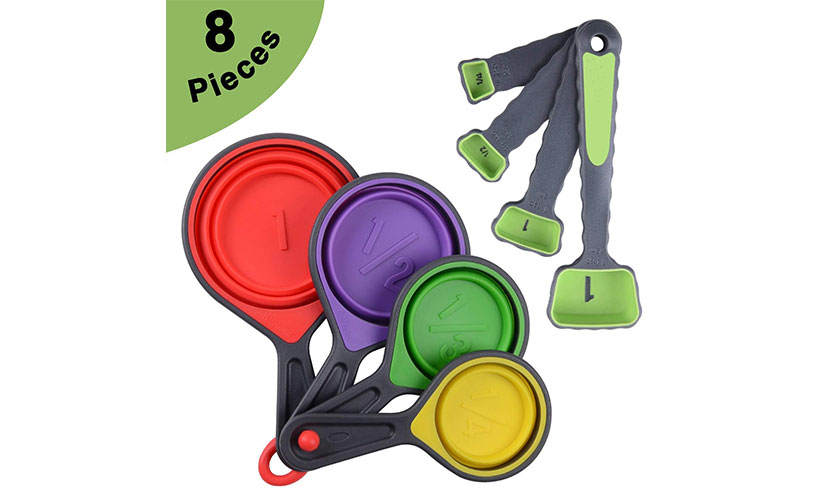 Save 40% on this 8-Piece Silicone Measuring Cups and Spoons Set!